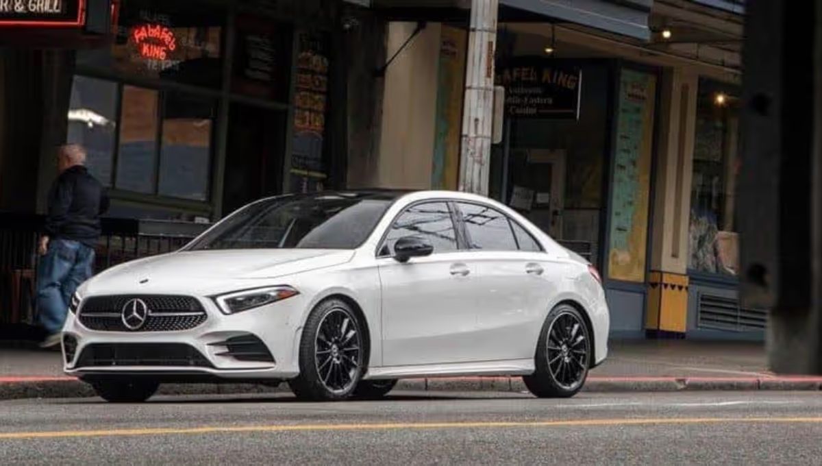 Mercedes-Benz 