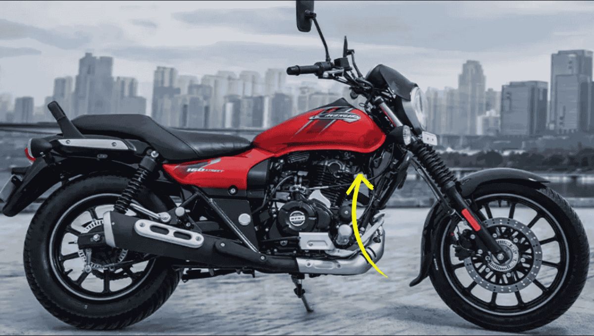 Bajaj Avenger 220 Street
