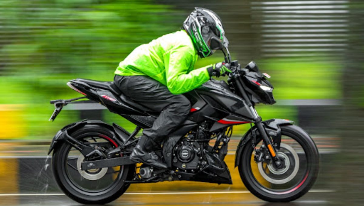 Pulsar N160 