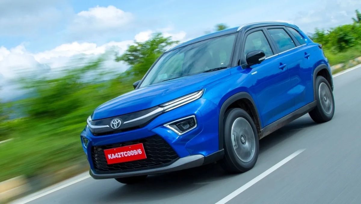 Toyota Hyryder Prestige