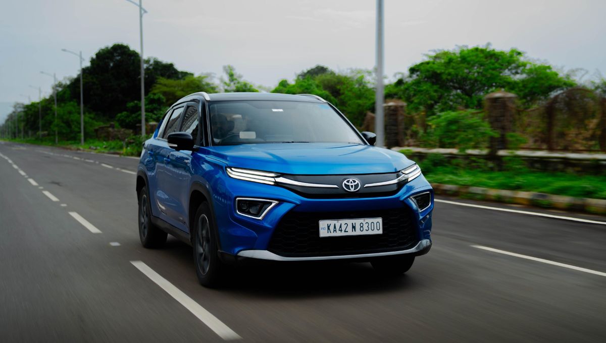 Toyota Hyryder Prestige